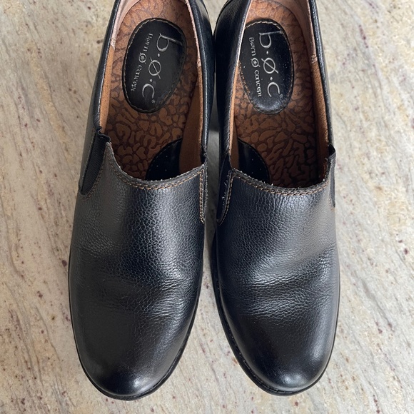 Black Leather Slip Ons with Heels - Picture 3 of 8